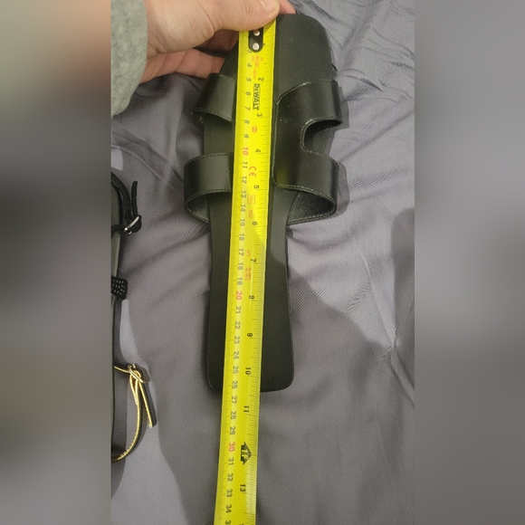 H&M Sandals - Picture 7 of 9